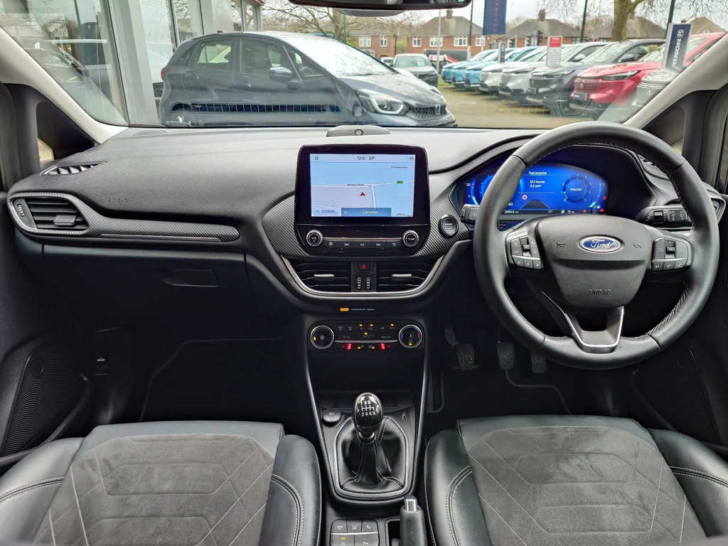 Ford Fiesta 1.0 Ecoboost Hbd Mhev 125 Titanium Vignale EU22UXE Black #4