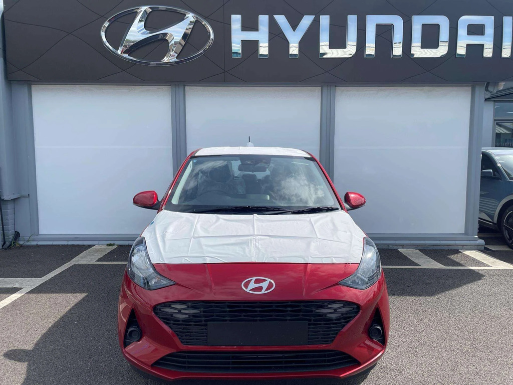 Hyundai I10 1.0 63 Advance Nav AF26EPD Red #4