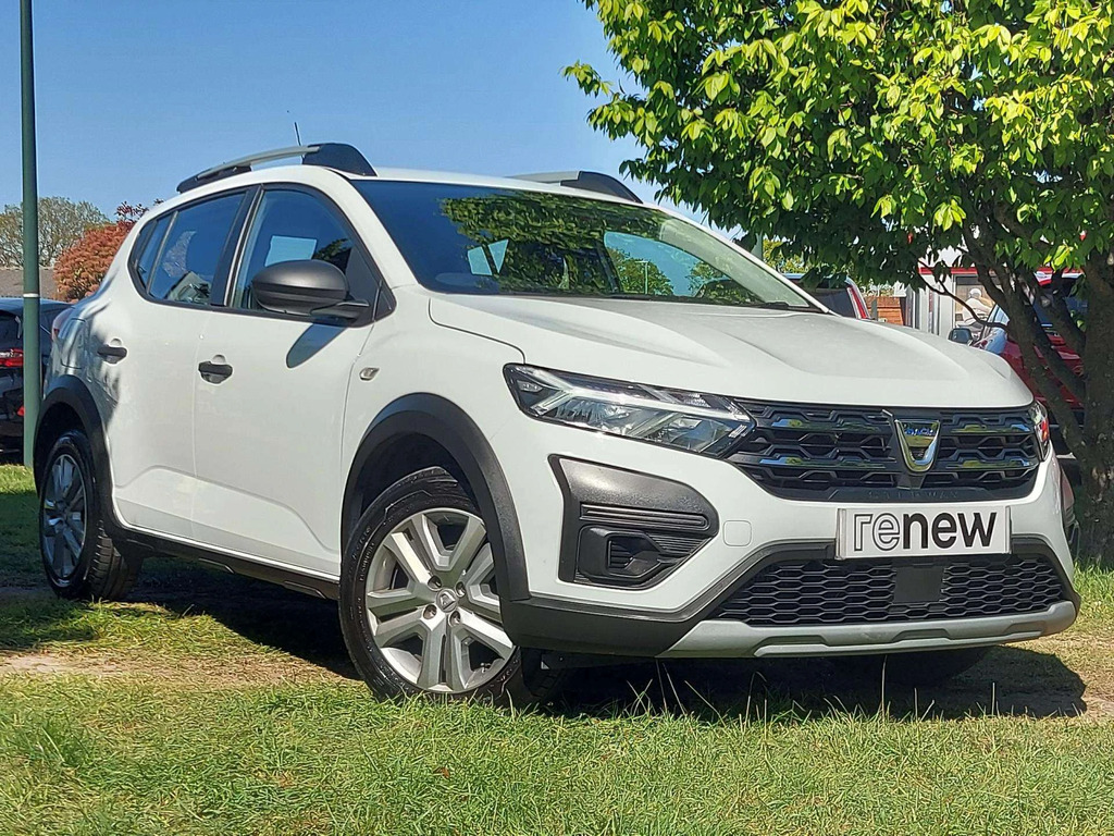 Dacia Sandero Stepway Stepway Essential Tce EO22UNN White #4