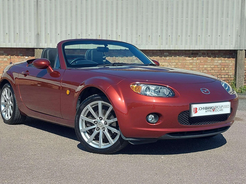 Mazda MX-5 Sport Red