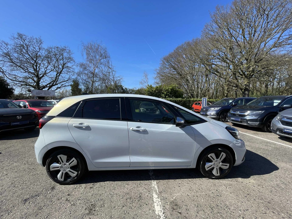 Honda Jazz Hat 1.5 I-mmd Hbd Ex Ecvt AV71WVM White #5