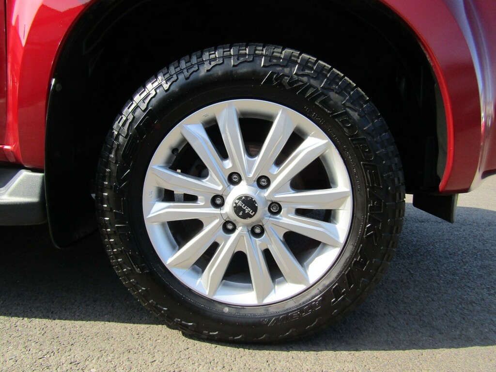 Isuzu D-Max 1.9 Yukon Double Cab 4X4 Red #6