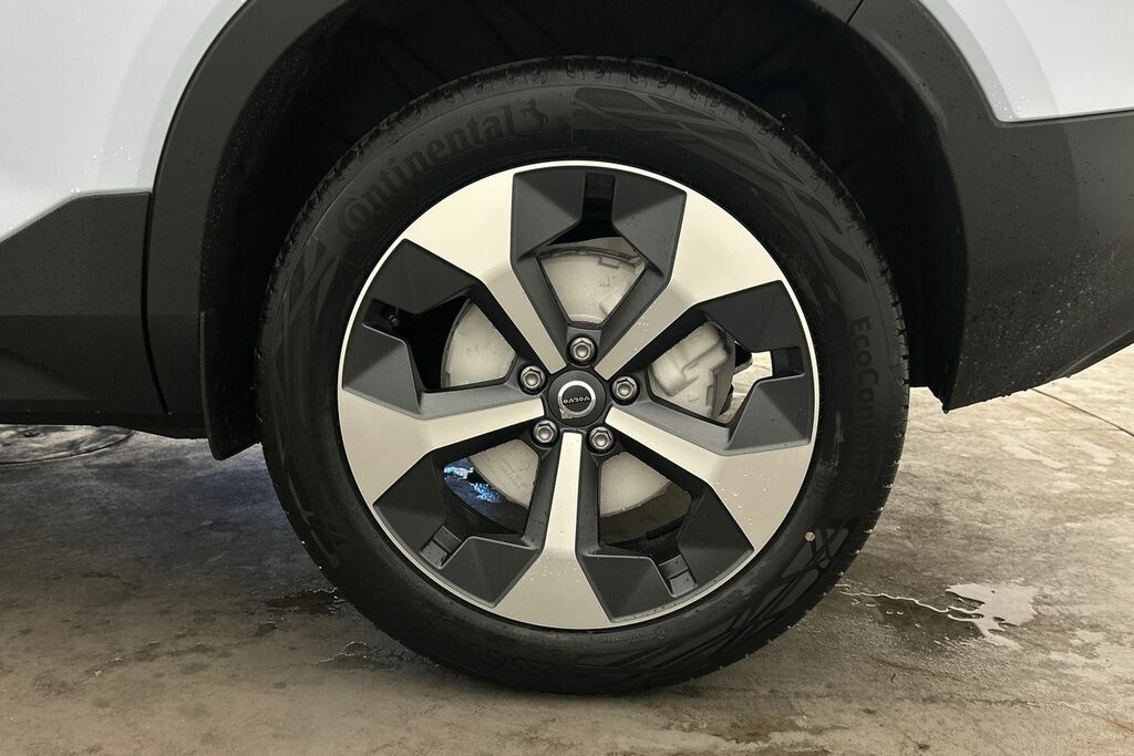 Volvo XC40 2.0 B3p Plus Dark SL75FFG White #5