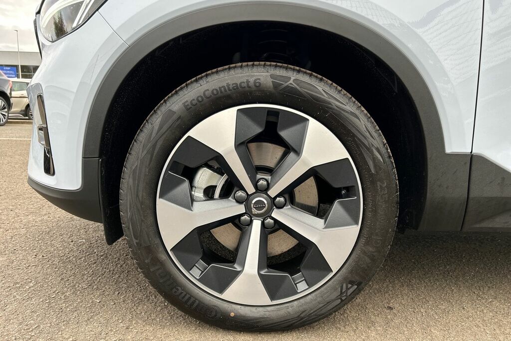 Volvo XC40 2.0 B4p Plus Dark ST75AVN Blue #5