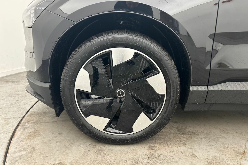 Volvo EX30 200Kw Sm Extended Range Plus 69Kwh SM75LGU Black #5