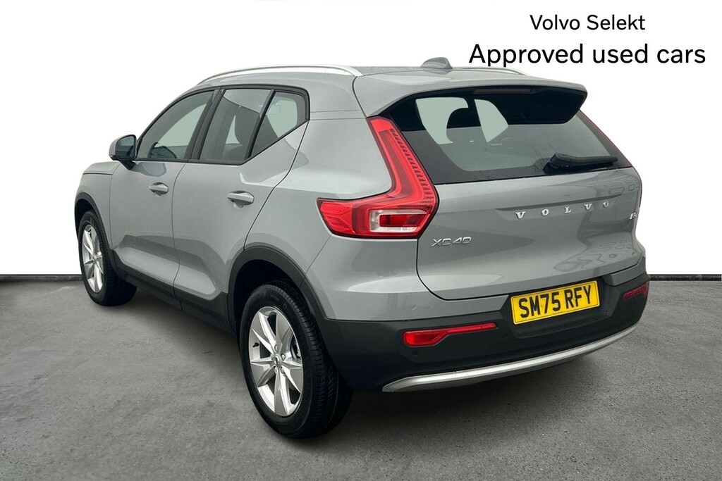 Volvo XC40 2.0 B3p Core SM75RFY Grey #3