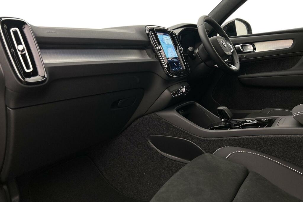 Volvo XC40 2.0 B3p Plus Dark SM75VXH Grey #2
