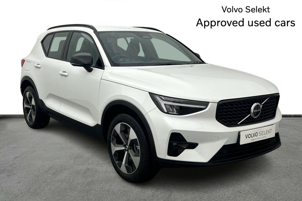Volvo XC40 2.0 B3p Plus Dark White