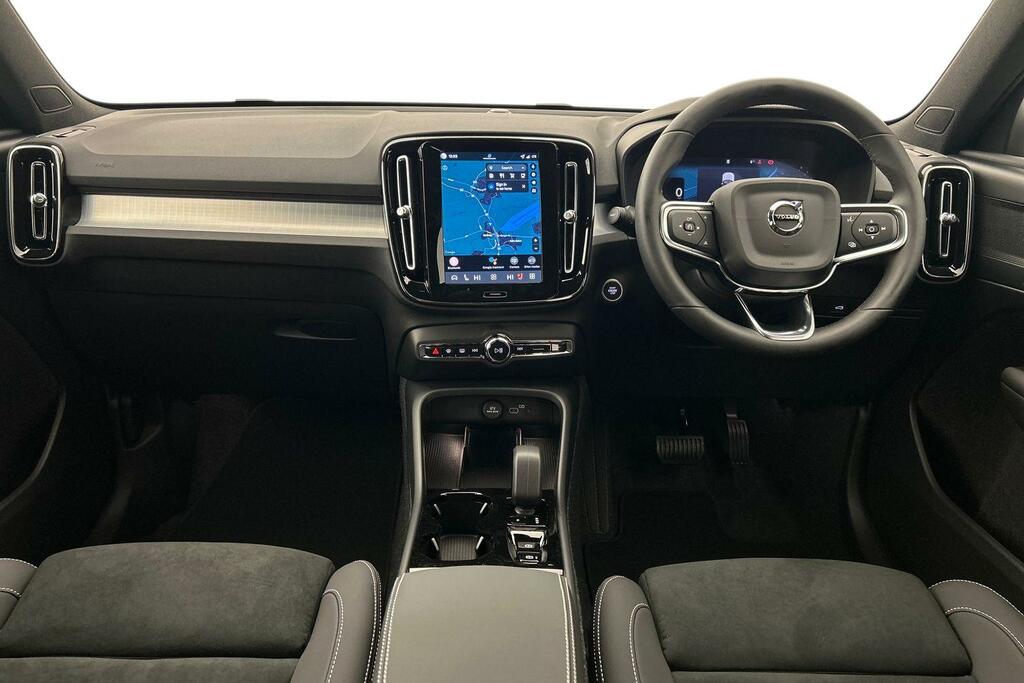 Volvo XC40 2.0 B3p Plus Dark SM75VXE #6
