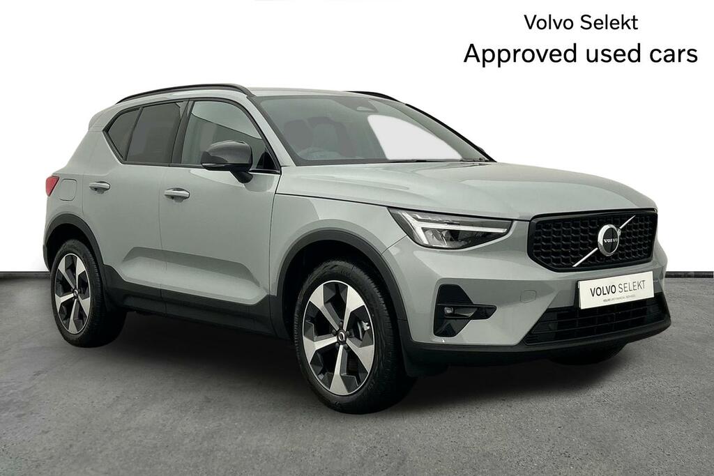 Volvo XC40 2.0 B3p Plus Dark Grey