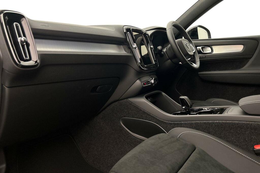 Volvo XC40 2.0 B3p Plus Dark SM75VXD Grey #2