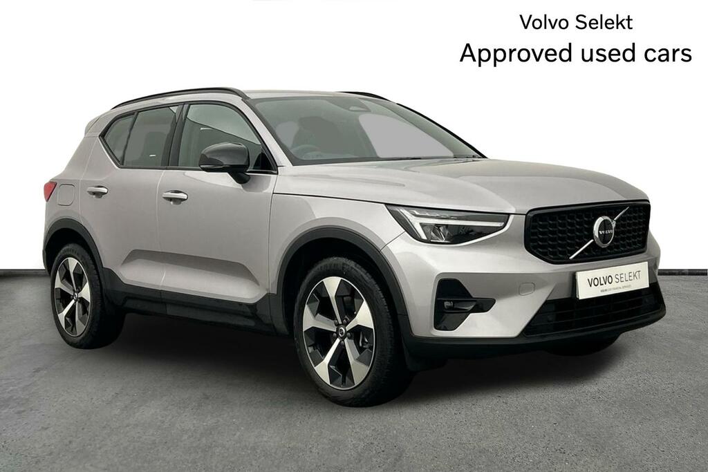 Volvo XC40 2.0 B3p Plus Dark Silver