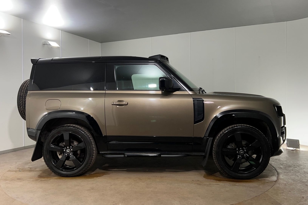 Land Rover Defender 90 D250 Hard Top Hse LD23XYF #5