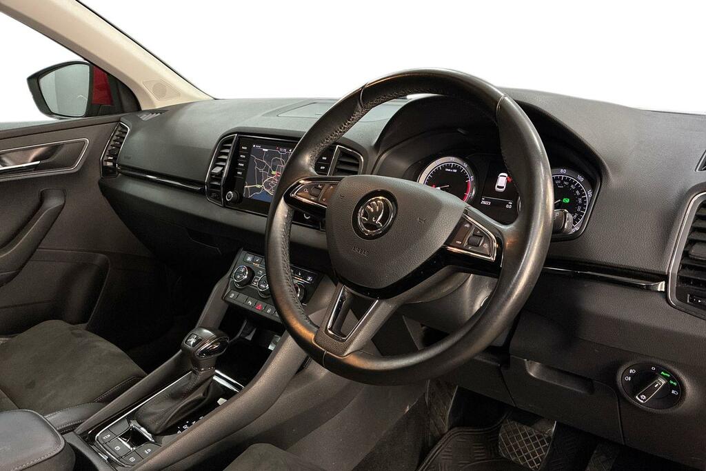 Skoda Karoq 1.5 Tsi Se L Dsg Red #6