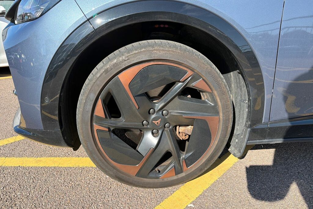 Cupra Tavascan 210Kw V2 77Kwh SV75XVF Blue #5