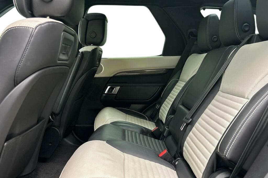 Land Rover Discovery D300 Metropolitan Edition SJ72CUU Grey #4