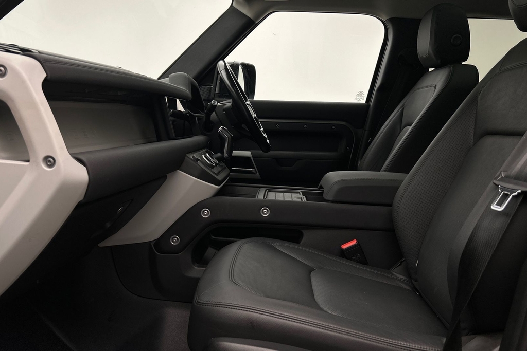 Land Rover Defender 110 D250 Xs Edition SR72HFL Silver #3