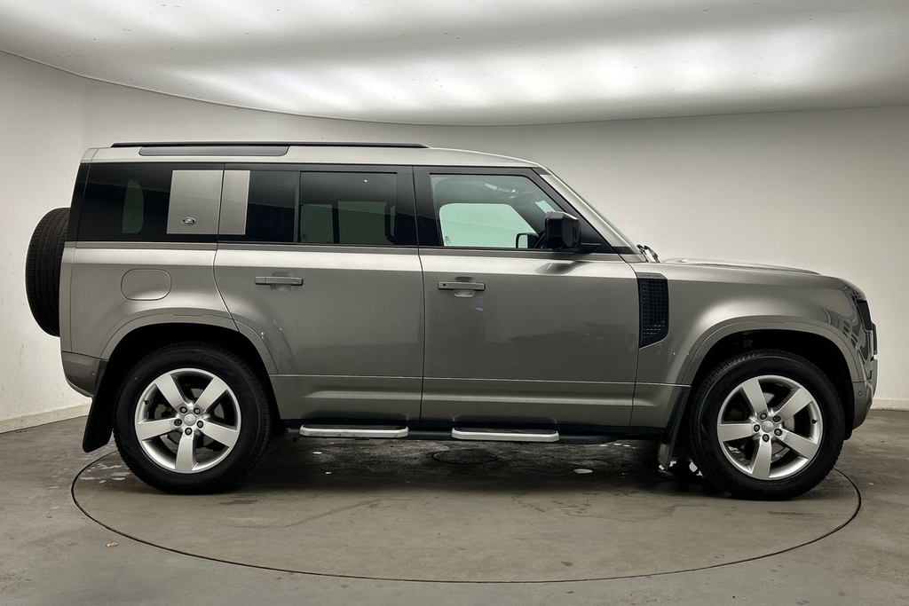 Land Rover Defender 110 D250 Xs Edition SR72HFL Silver #5