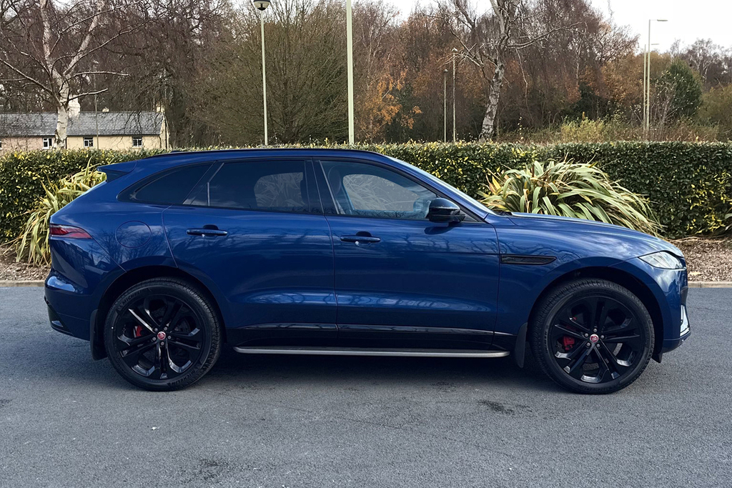 Jaguar F-Pace D200 R-dynamic Black SO72CYA Blue #5