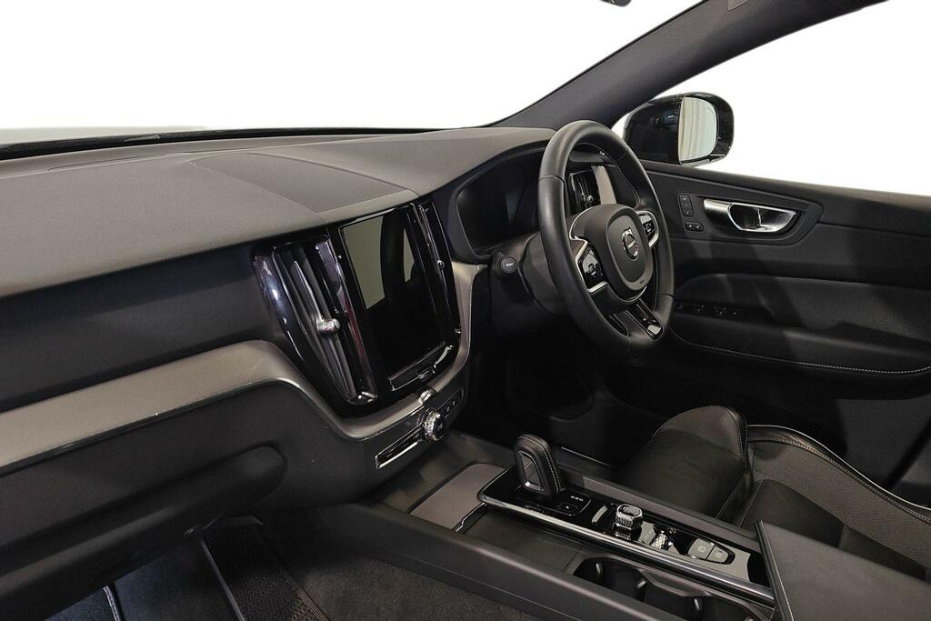 Volvo XC60 2.0 B5p 250 R Design Awd Geartronic Grey #3