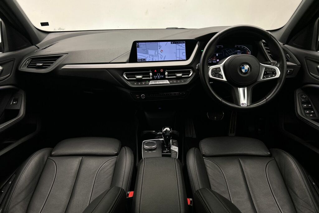 BMW 1 Series 118I M Sport RE21UDD Black #4