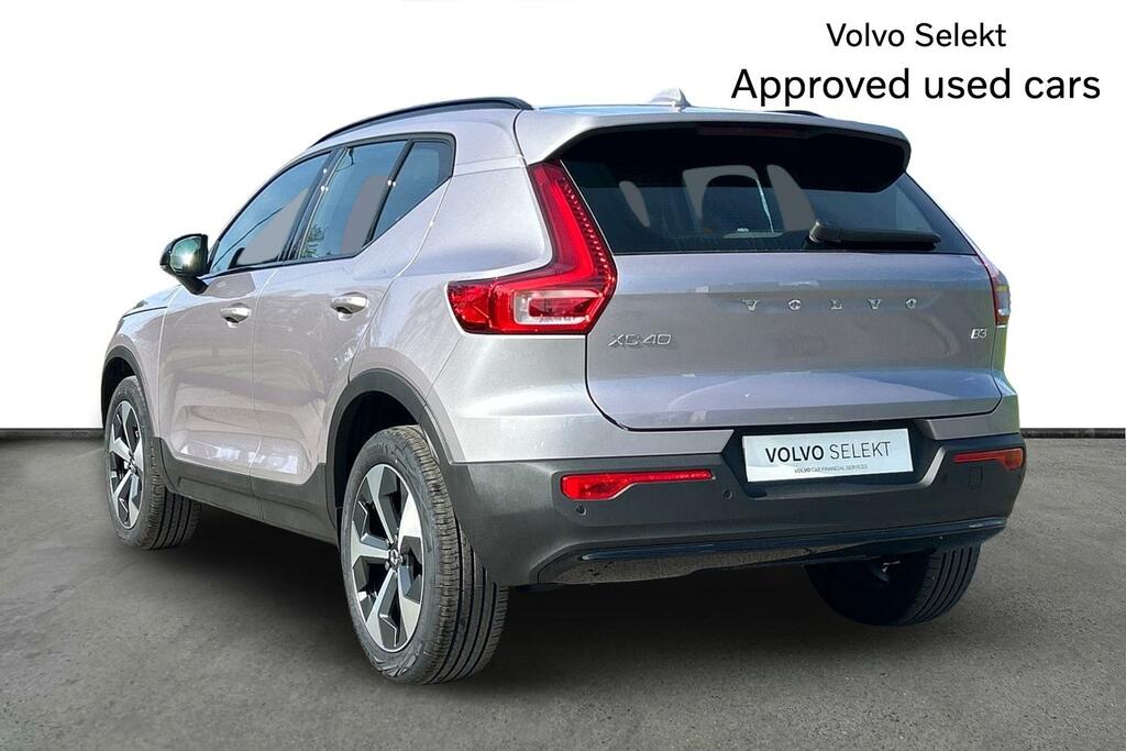 Volvo XC40 2.0 B3p Plus Dark SP26ZXT Silver #3