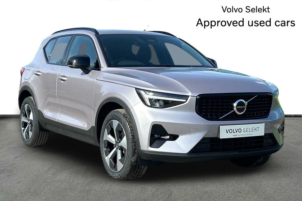 Volvo XC40 2.0 B3p Plus Dark Silver