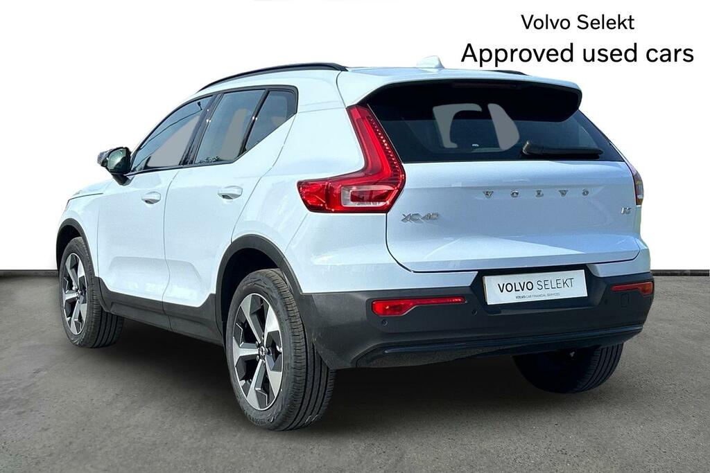 Volvo XC40 2.0 B3p Plus Dark SP26ZXS Blue #3