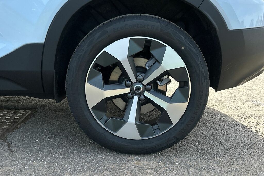 Volvo XC40 2.0 B3p Plus Dark SP26ZXS Blue #5