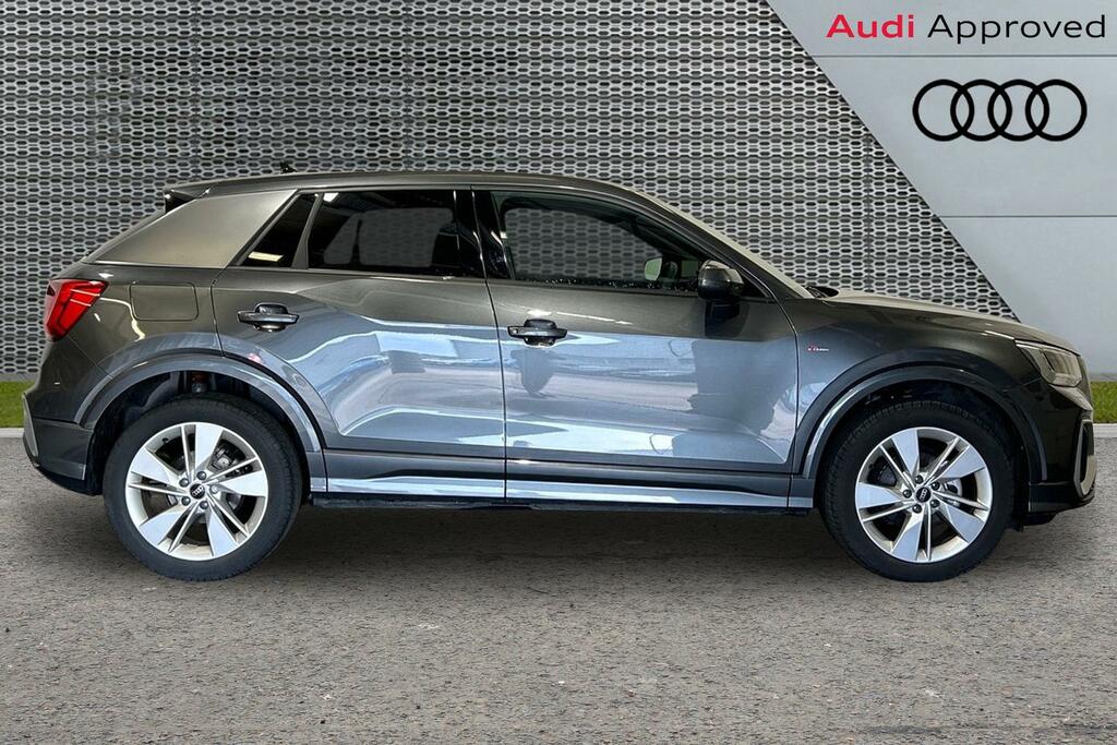 Audi Q2 S Line 35 Tfsi 150 Ps S Tronic SV75YWD Grey #4