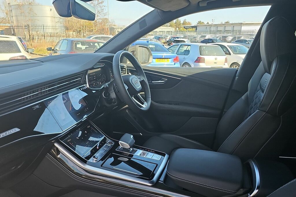 Audi Q8 Suv Vorsprung 50 Tdi Quattro 286 Ps Tiptronic White #2