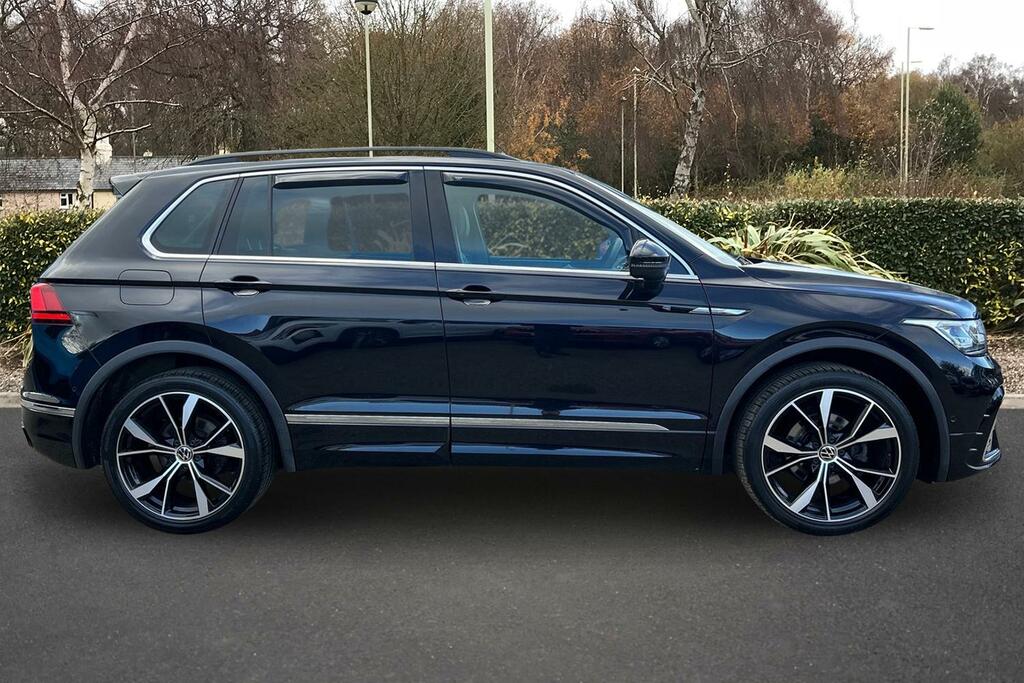 Volkswagen Tiguan 1.5 Tsi 150 R-line Dsg SM22JVJ Black #4