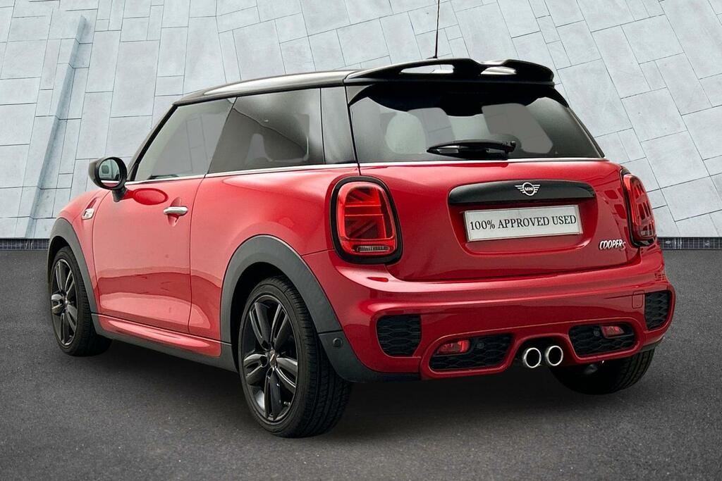 Mini Hatch 3-Door Cooper S Sport LV69FBJ Red #2