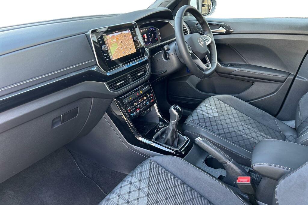 Volkswagen T-Cross 1.0 Tsi 115 R-line SM75FUJ White #2