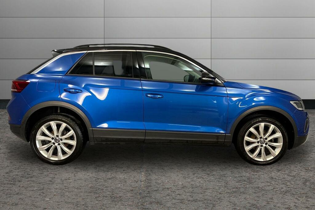 Volkswagen T-Roc 1.5 Tsi Life VU22LUJ Blue #4