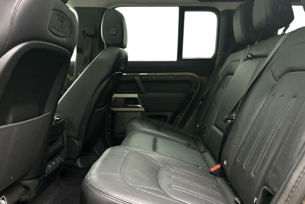 Land Rover Defender 110 D250 First Edition SY21WOD #4
