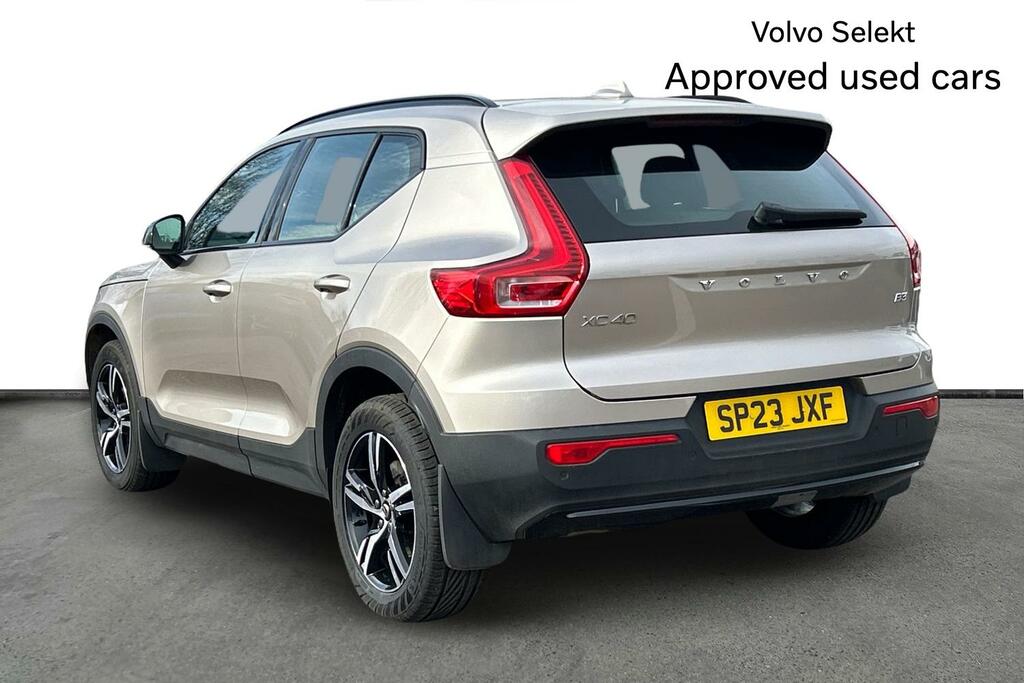 Volvo XC40 2.0 B3p Plus Dark SP23JXF #3