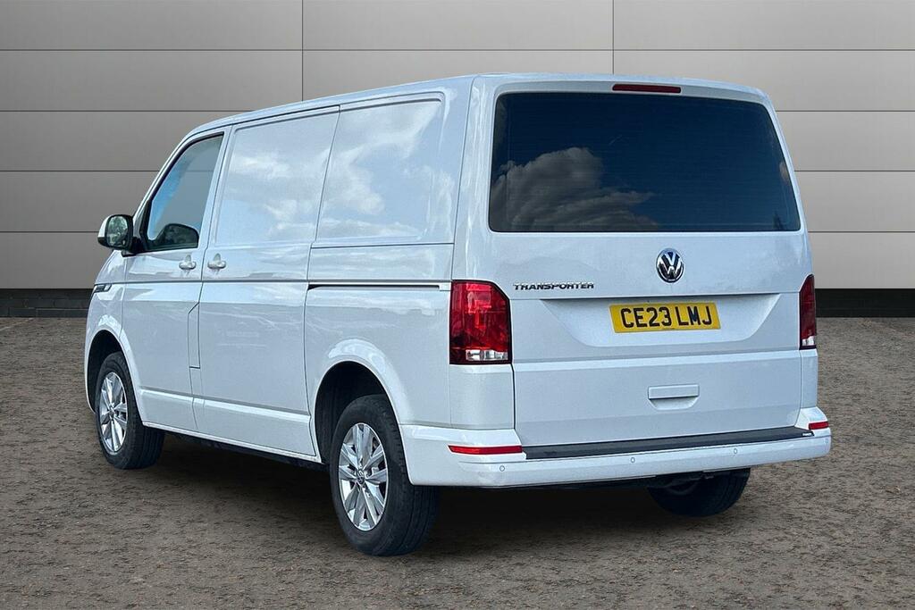 Volkswagen Transporter 2.0 Tdi 150 Highline Van CE23LMJ White #3
