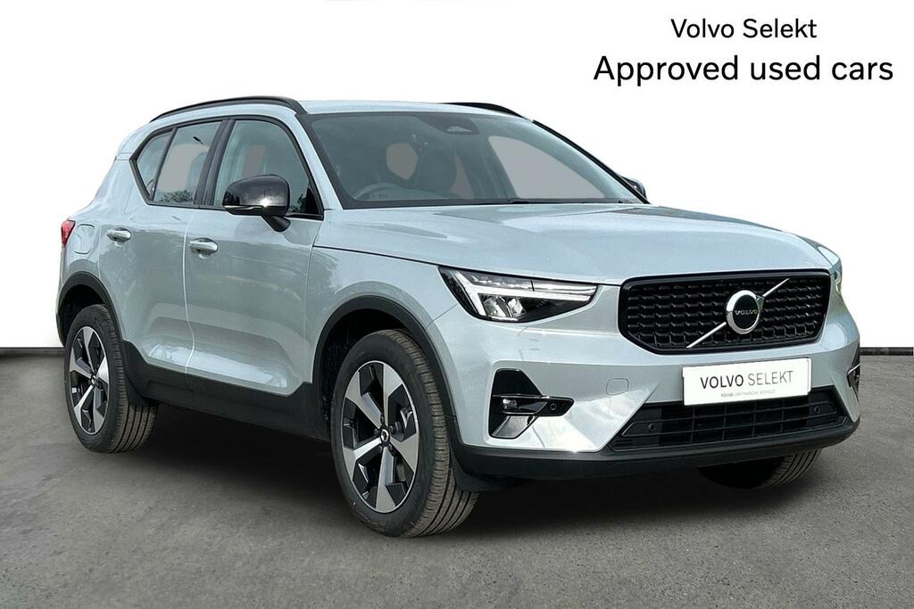 Volvo XC40 2.0 B3p Plus Dark Grey