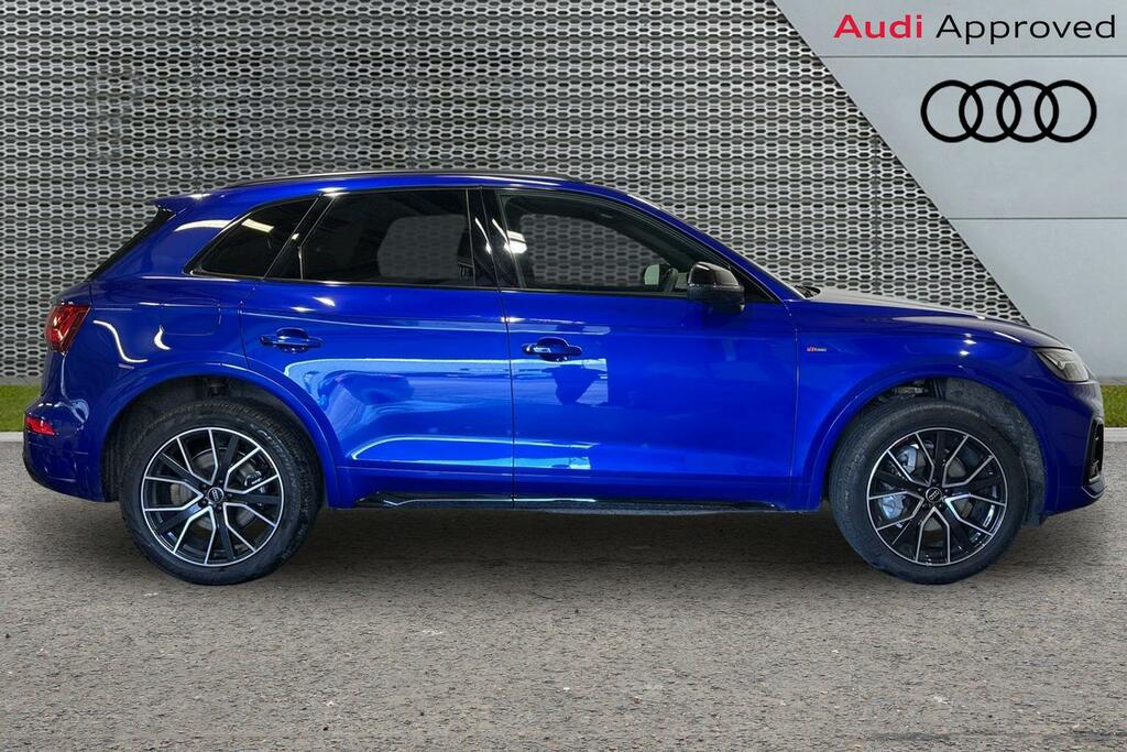 Audi Q5 Black Edition 40 Tdi Quattro 204 Ps S Tronic SW24FUV Blue #4