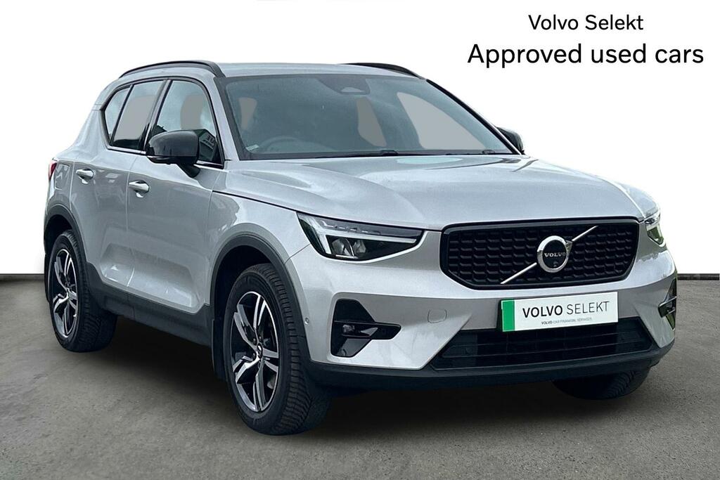 Volvo XC40 2.0 B3p Plus Dark Silver