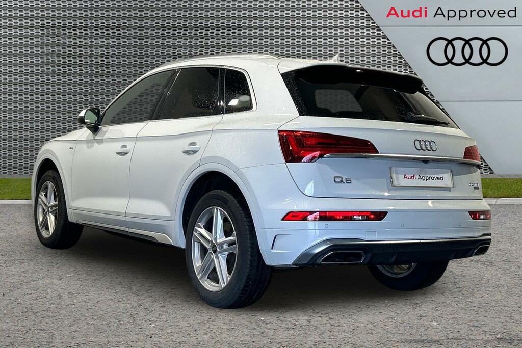 Audi Q5 S Line 40 Tdi Quattro 204 Ps S Tronic SV23YYR White #3