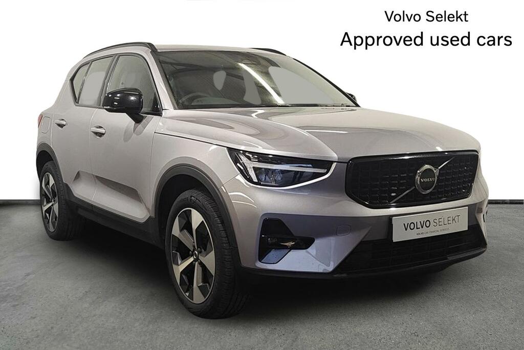 Volvo XC40 2.0 B3p Plus Dark Silver