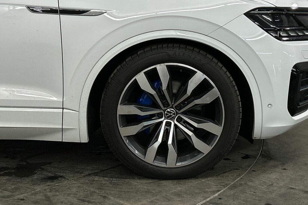 Volkswagen Touareg 3.0 V6 Tdi 4Motion 231 Black Edition Tip SL23TKA White #5