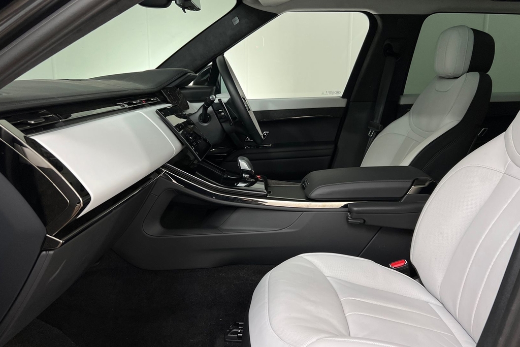 Land Rover Range Rover Sport P550e Autobiography Grey #3