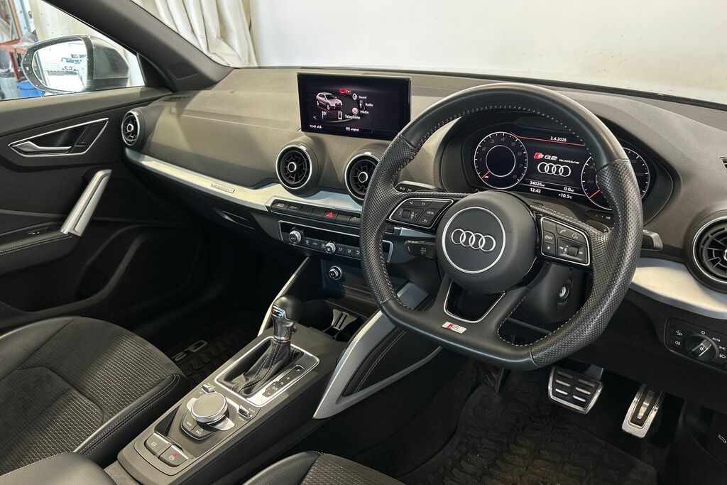 Audi SQ2 Tfsi 300 Ps S Tronic SV69TUA Silver #6