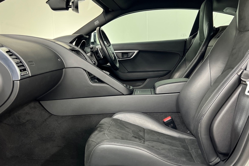Jaguar F-Type I4 OY67WGD White #3