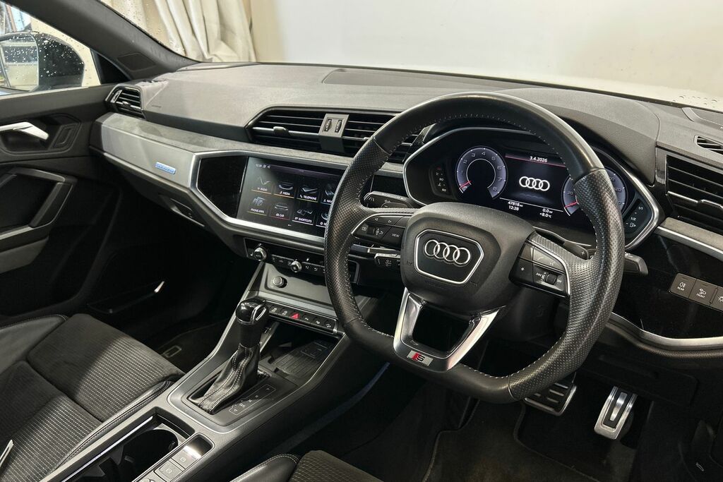 Audi RS Q3 Vorsprung 45 Tfsi Quattro 230 Ps S Tronic SW69EZX White #6