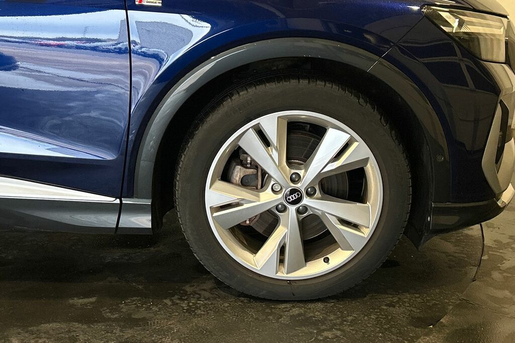 Audi Q4 E Tron Q4 S Line 50 E-tron Quattro 220,00 Kw SW23VSZ Blue #5