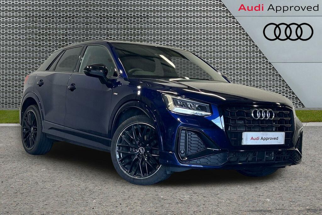 Audi Q2 Black Edition 35 Tfsi 150 Ps 6-Speed Blue